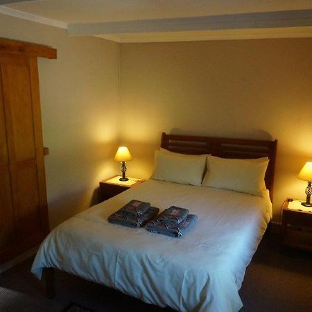 Long Acres Cottages Montagu Room photo