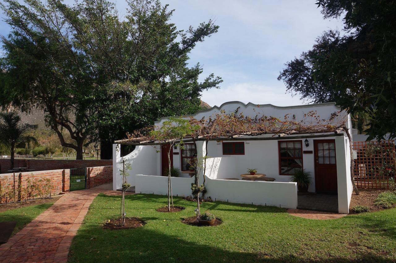 Long Acres Cottages Montagu Room photo
